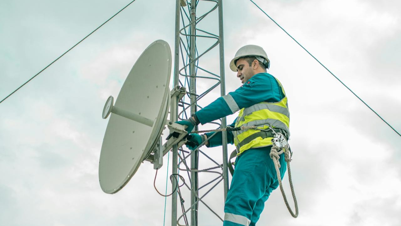 El curso es de mucha utilidad para operar en diferentes infraestructuras de telecomunicaciones.